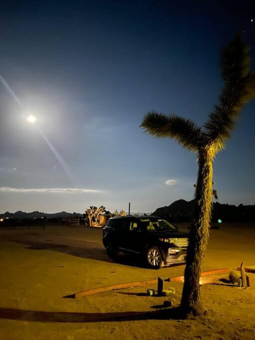 Chasing The Moon: Expansive Tub Views Near Pappy'S Villa Pioneertown Exteriör bild